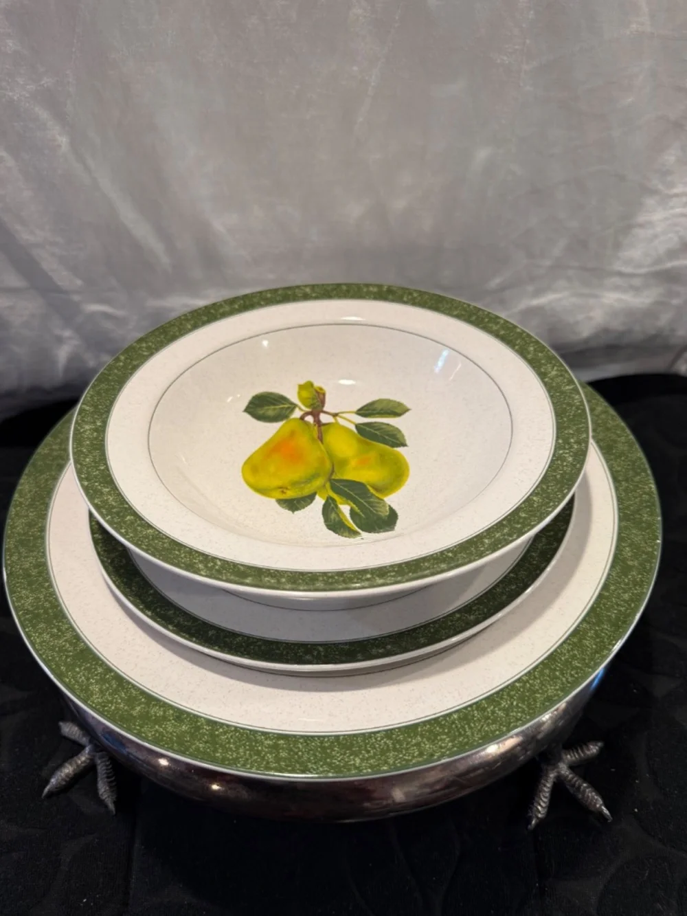 Vintage service for  4 fruit delight collection by Christopher Stuart Y2225